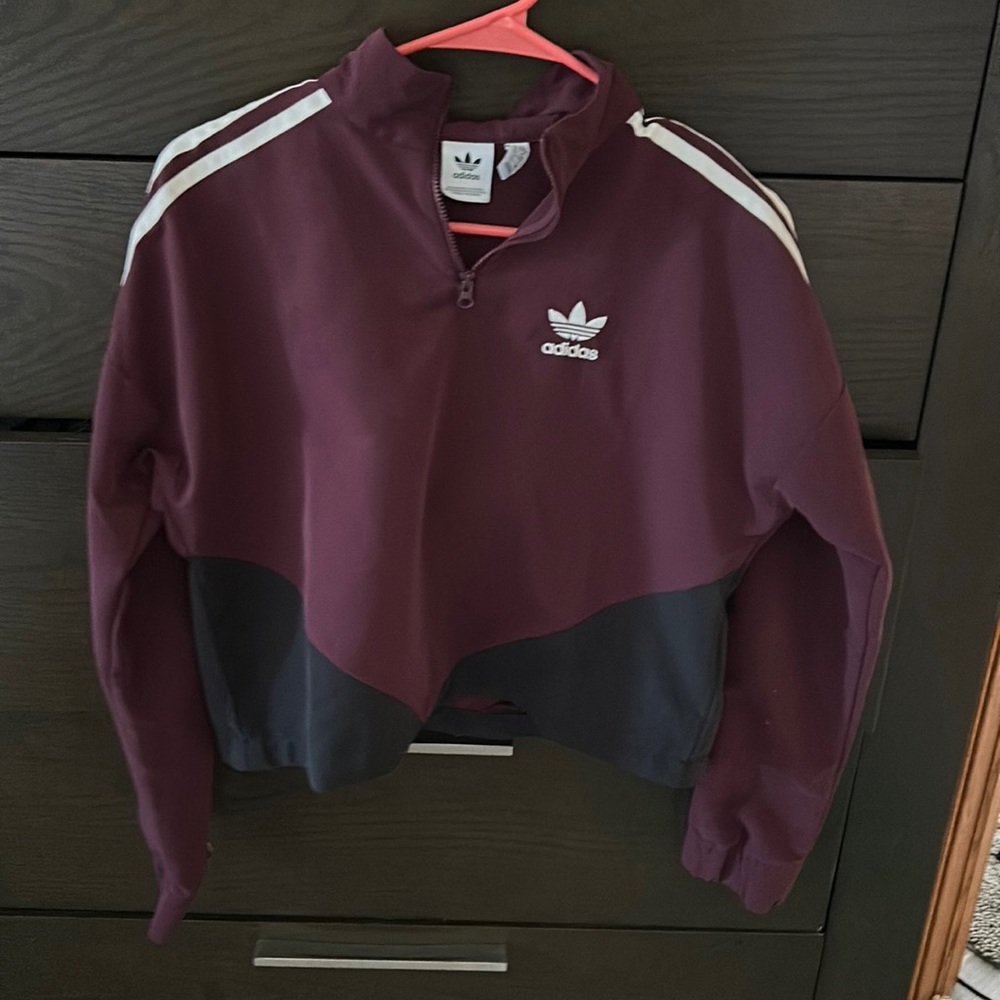Women’s Adidas crop track jacket